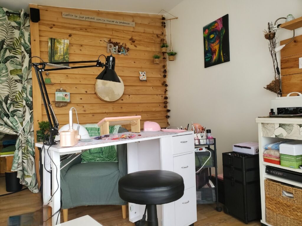 Photo salon en mode onglerie